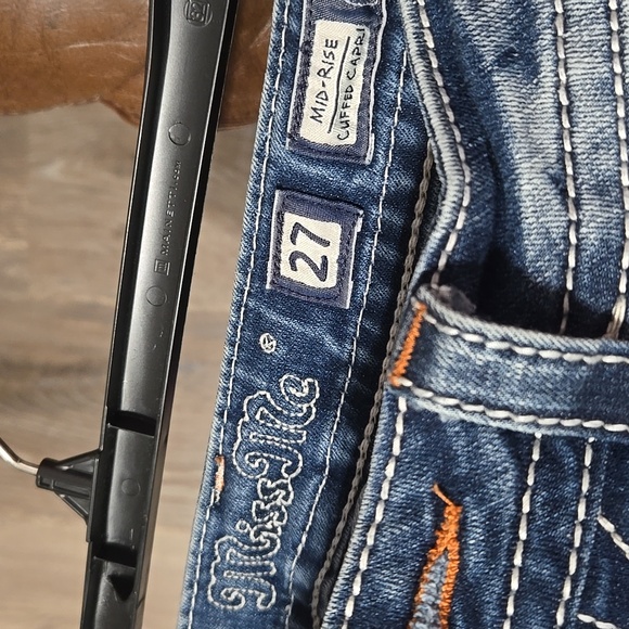 Miss Me Capris - Picture 3 of 3